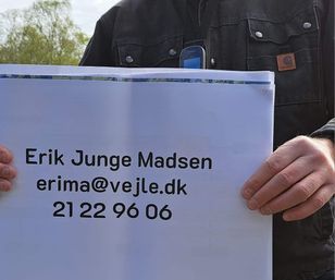 Flaghejsning og møde med Erik Junge Madsen 20-04-2024-10